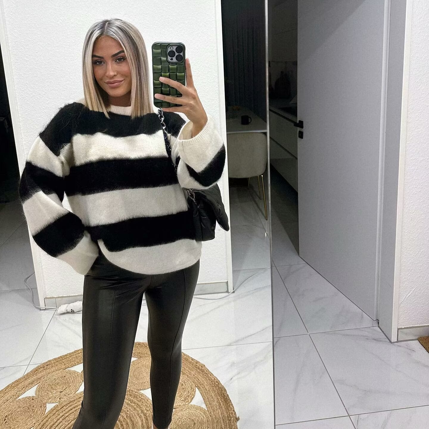 LORVENE Textured Knit Pullover