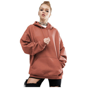 Minimalistischer Kapuzenpullover