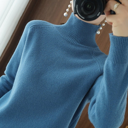 LORVENE Stretch Fit Turtleneck