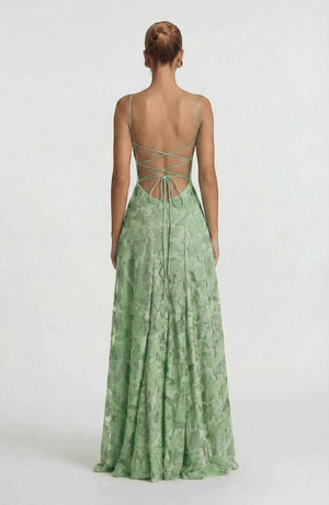 LORVENES sexy flowy bridal dress with elegant fabric and delicate design, perfect for a romantic wedding look.