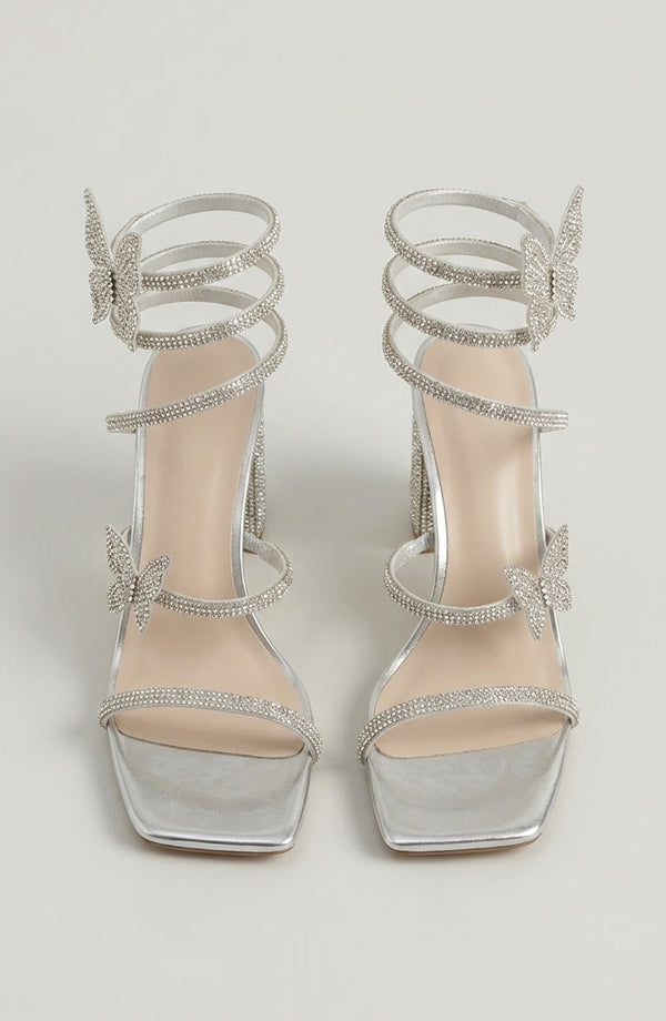LORVENES silver rhinestone sandals with open toes and ankle straps, featuring sparkling rhinestone embellishments. (600x920)