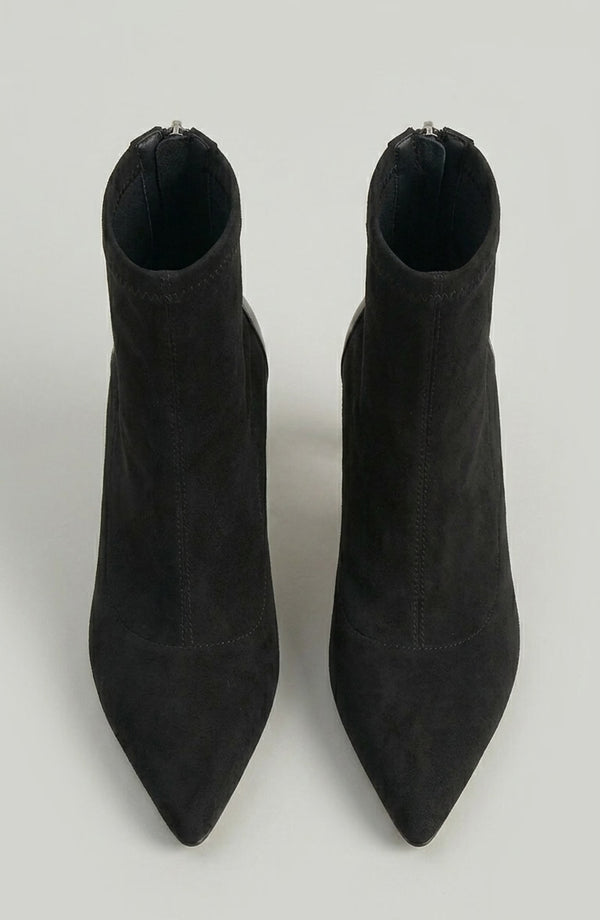 Elegant Stiletto Boot (600x920)