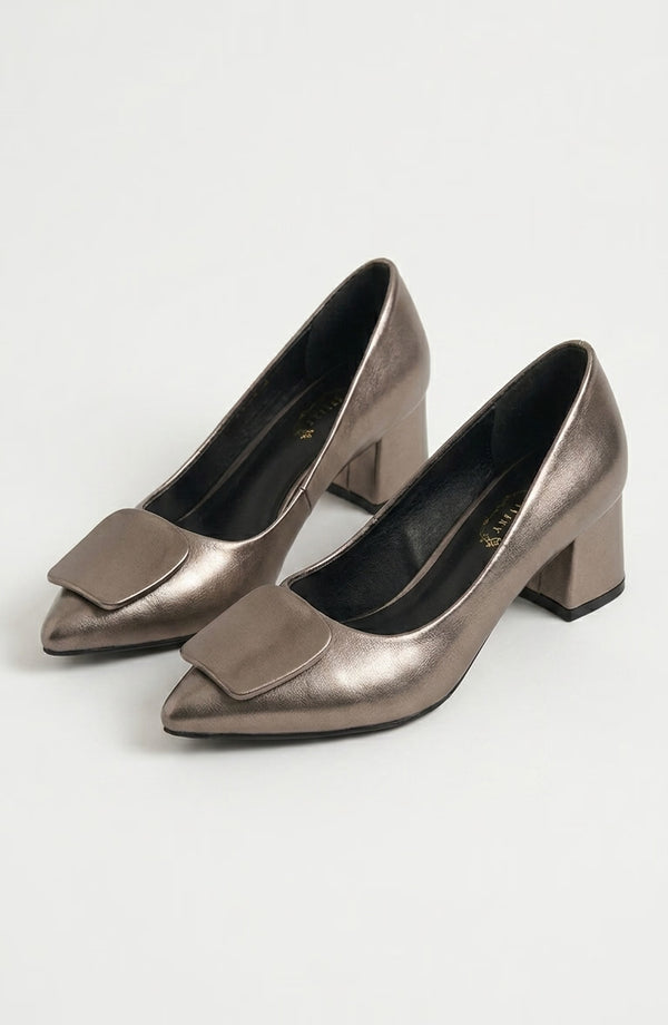 LORVENES block heel pumps in black leather with pointed toe and sturdy heel, stylish footwear for formal or casual wear (600x920)