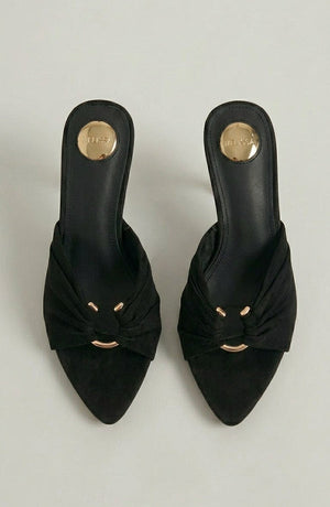 LORVENES pointed stiletto heels in black with sleek design, featuring a narrow toe and high heel for elegant style. (600x920)