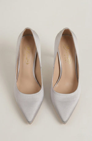 LORVENES Opal Muse heels featuring sleek black design with pointed toes and stiletto heels on a white background (600x920)