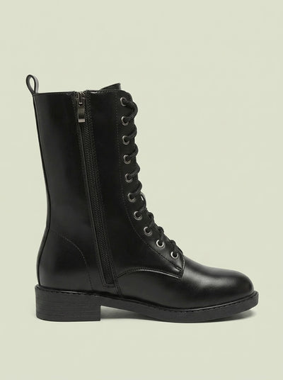 LORVENES classic military boot with sturdy leather upper, lace-up design, and rugged outsole for durable outdoor wear.