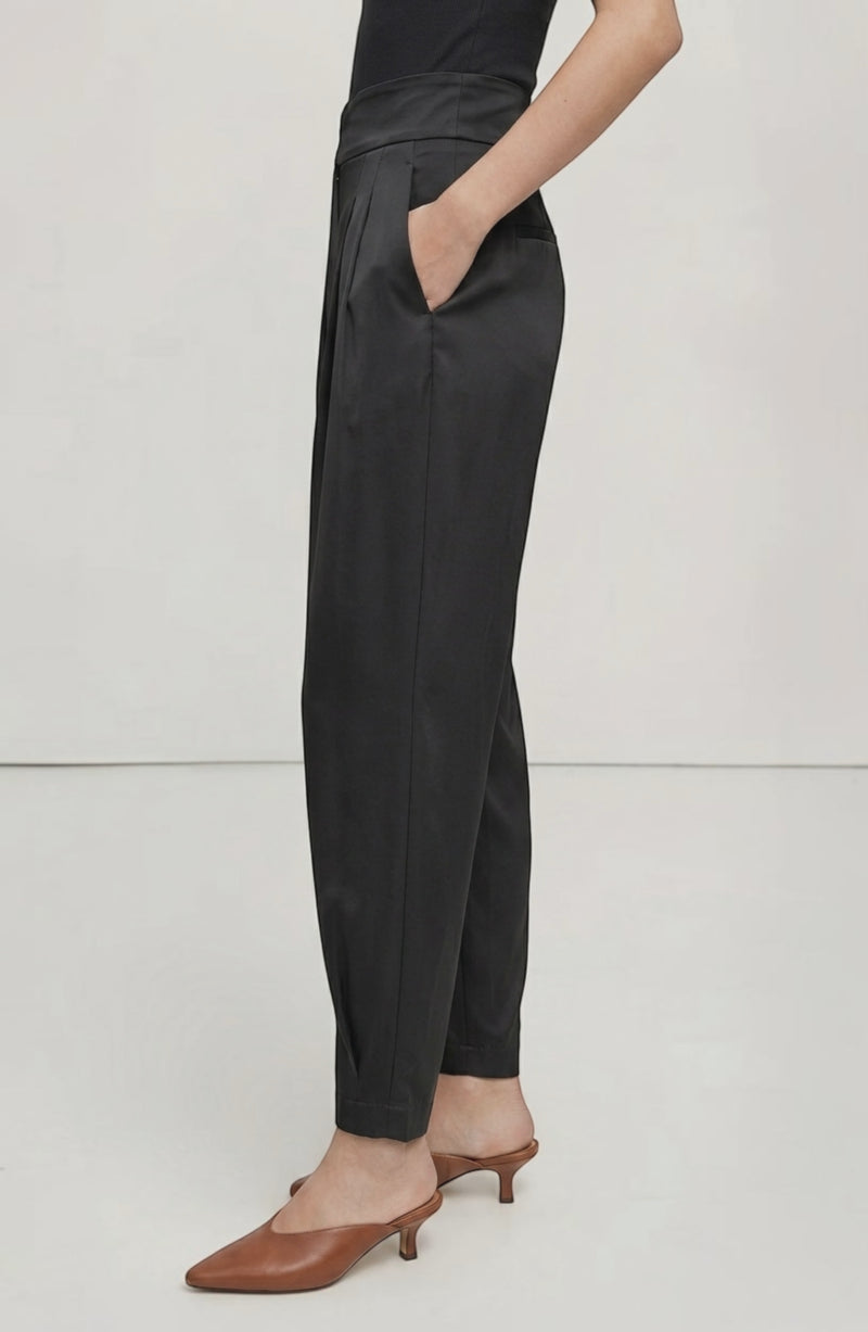 LORVENE Line Edge Pants shown from bottom right angle, featuring sleek design and tailored fit in a modern fashion style.