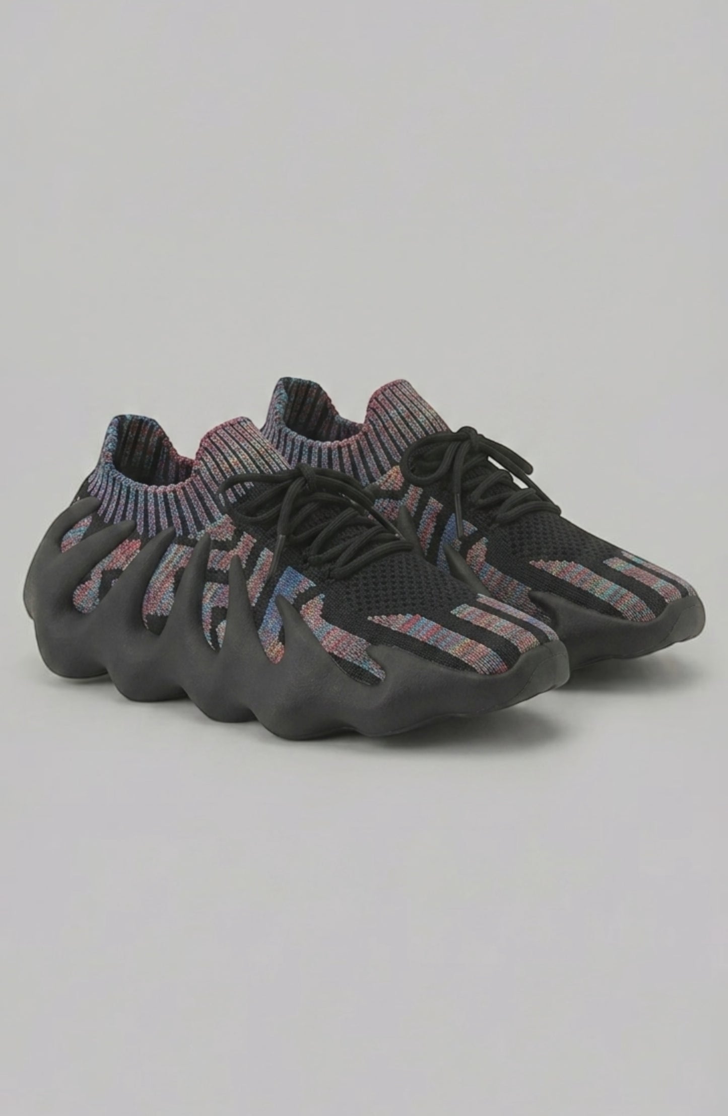 LORVENES Midnight Muse sneakers with black and gray design, featuring white sole and stylish urban sneaker details.