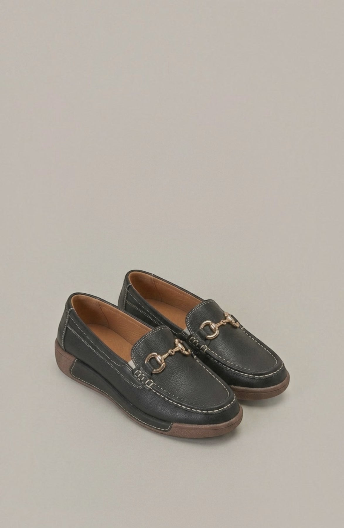 Dream Crest Loafer