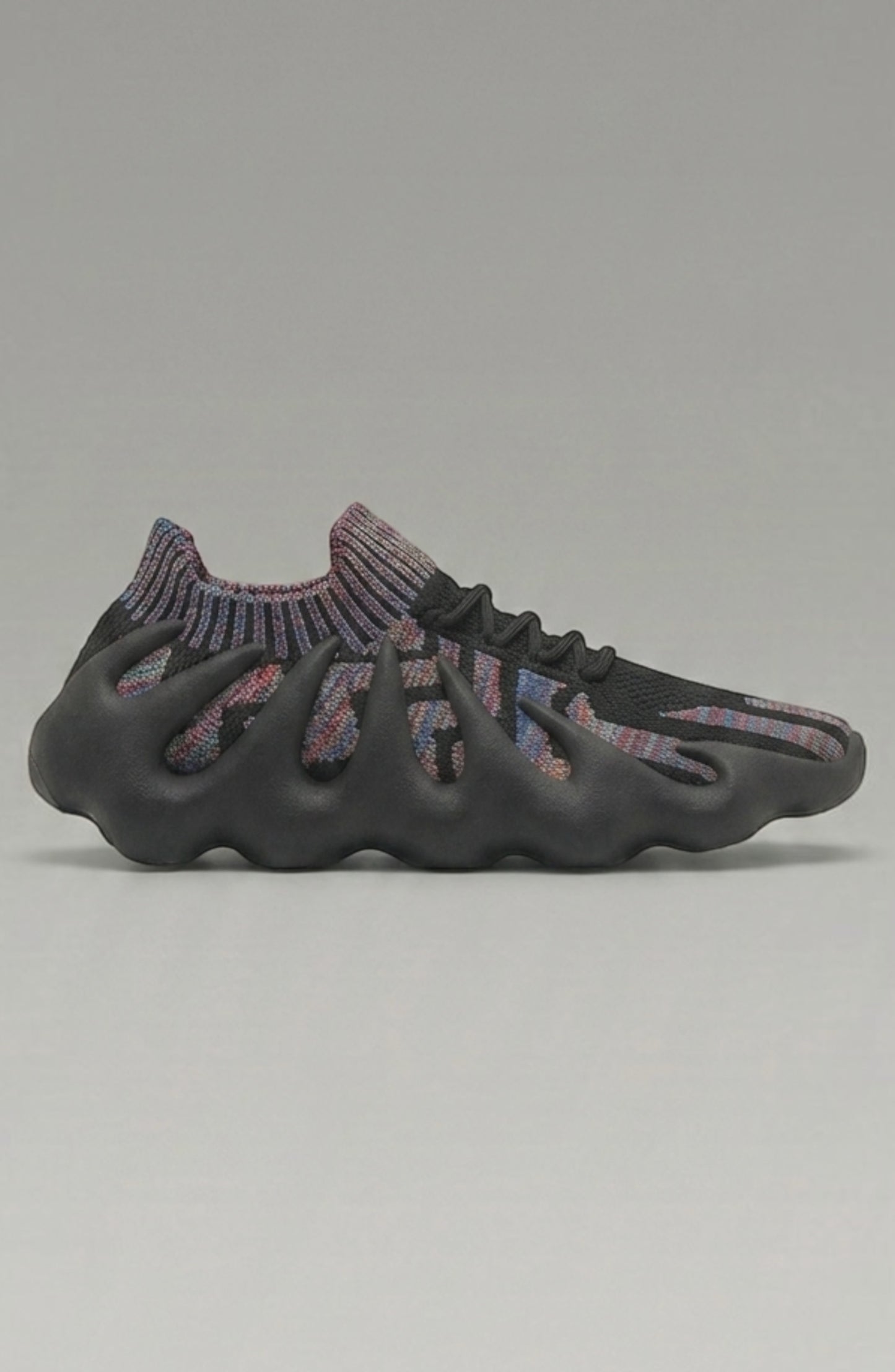 LORVENES Midnight Muse sneakers in black with white soles, featuring stylish laces and a sleek, modern design.