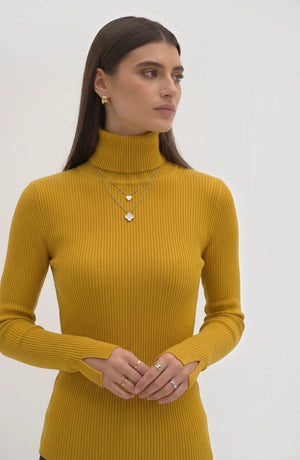LORVENE Pure Soft Polyester High Neck in neutral color, close-up of the fabric and high collar detail