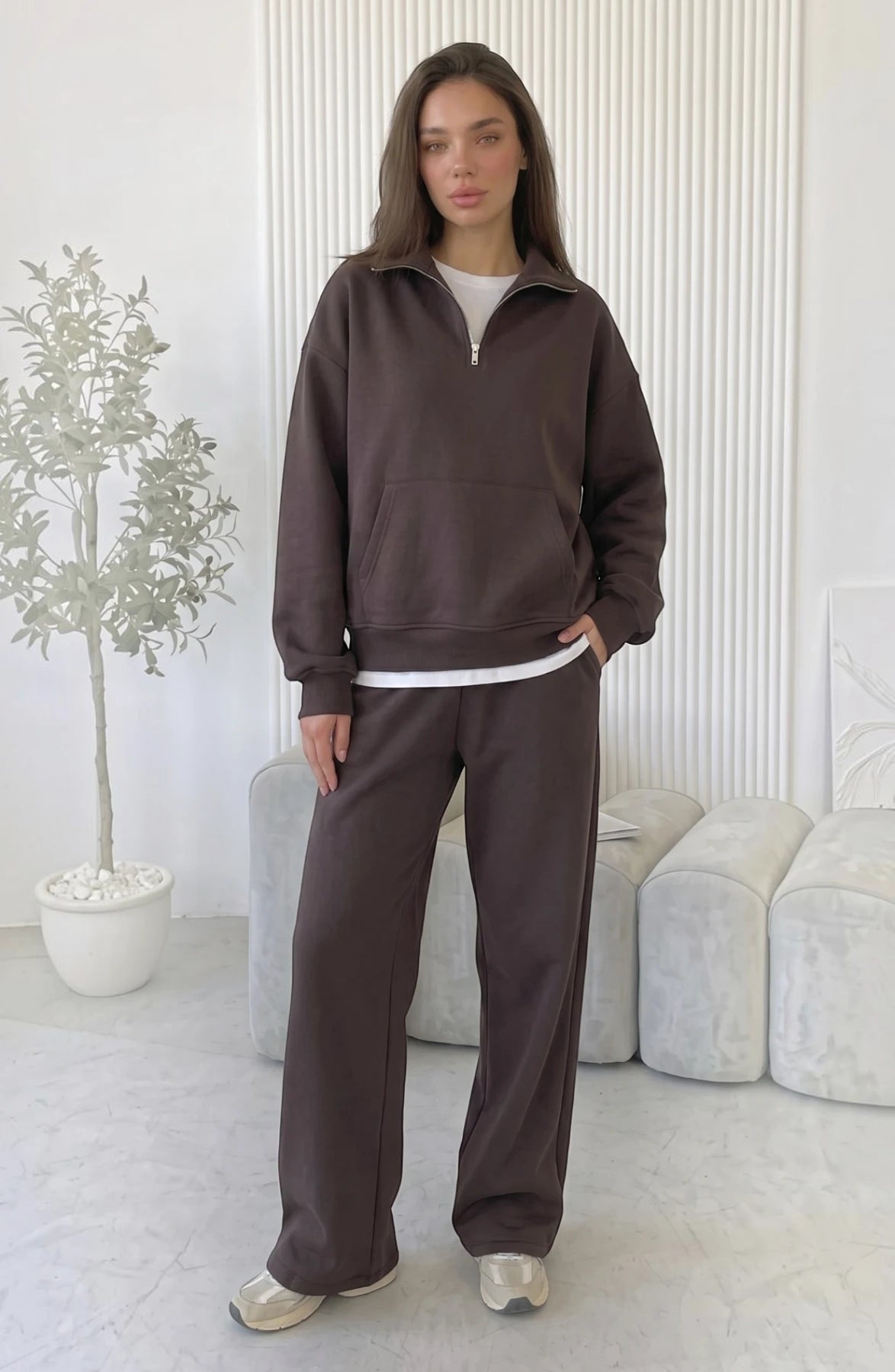 LORVENES cotton knit lounge set with long sleeves and relaxed fit, featuring soft, comfortable fabric in a stylish casual style.