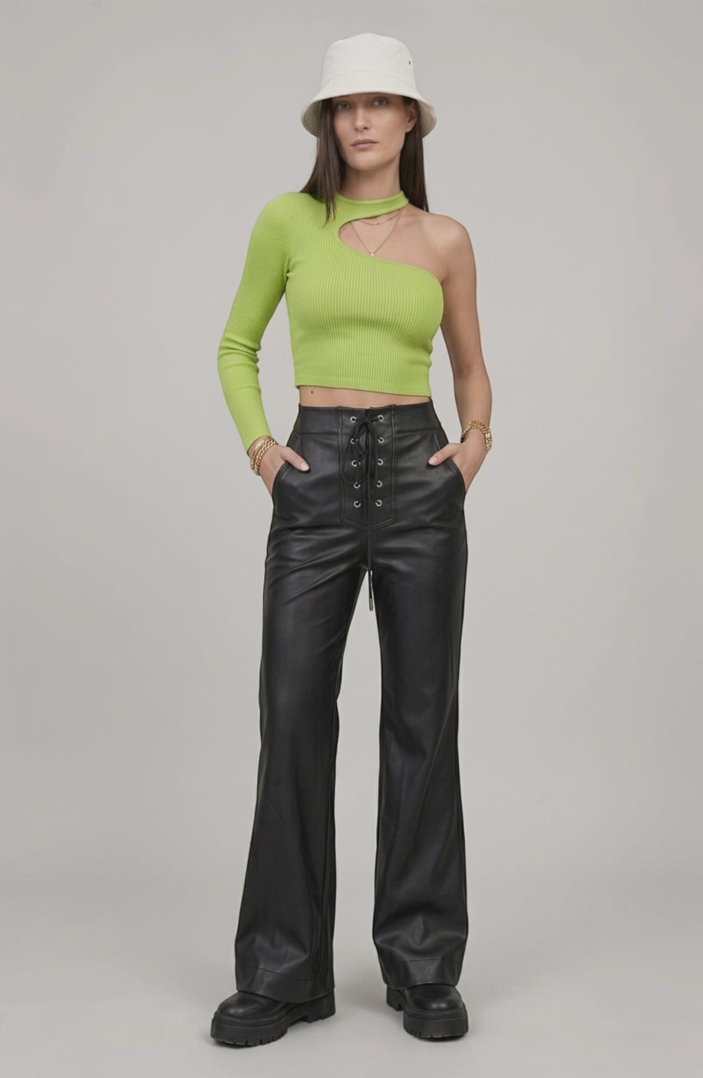 LORVENE Line Mode Pants shown from the top left pose, featuring sleek design and tailored fit in a modern style.