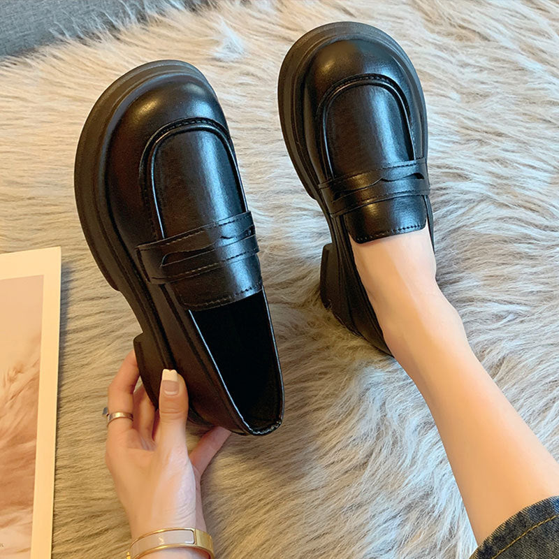 Calm Curve Loafers - LORVENES