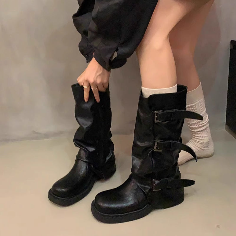 LORVENE Textured Leather Boots