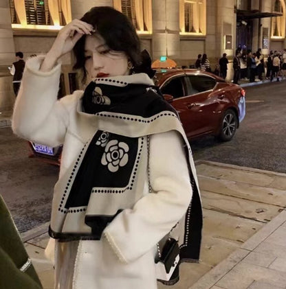 LORVENE Handcrafted Wool Shawl