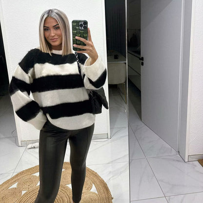 LORVENE Textured Knit Pullover