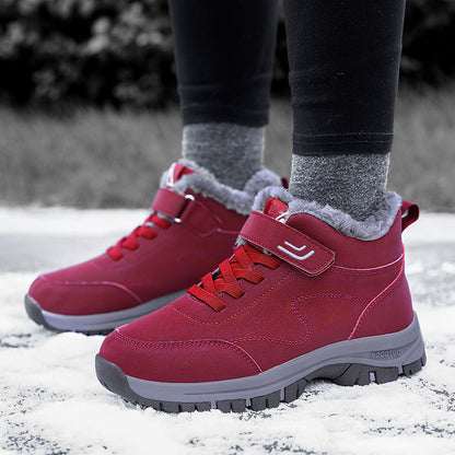 LORVENE Textured Snow Boots