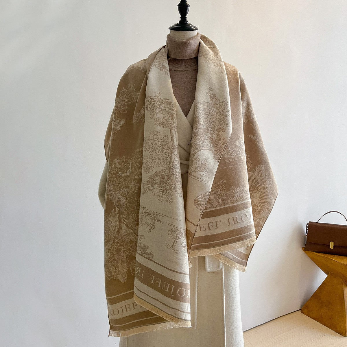 LORVENES Bee Jacquard Cashmere Touch Shawl