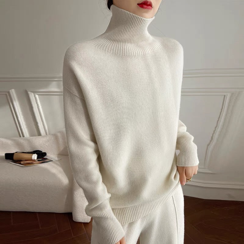 LORVENE Luxe Rib Turtleneck