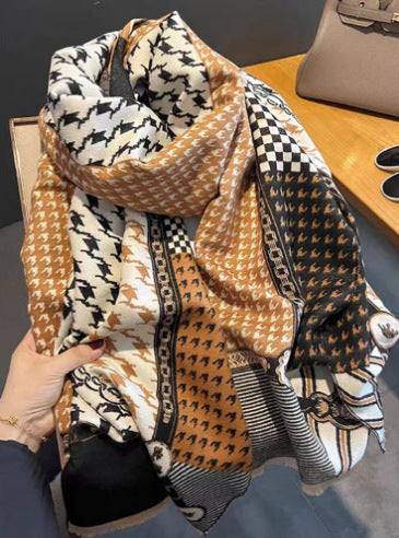 LORVENE Handcrafted Wool Shawl