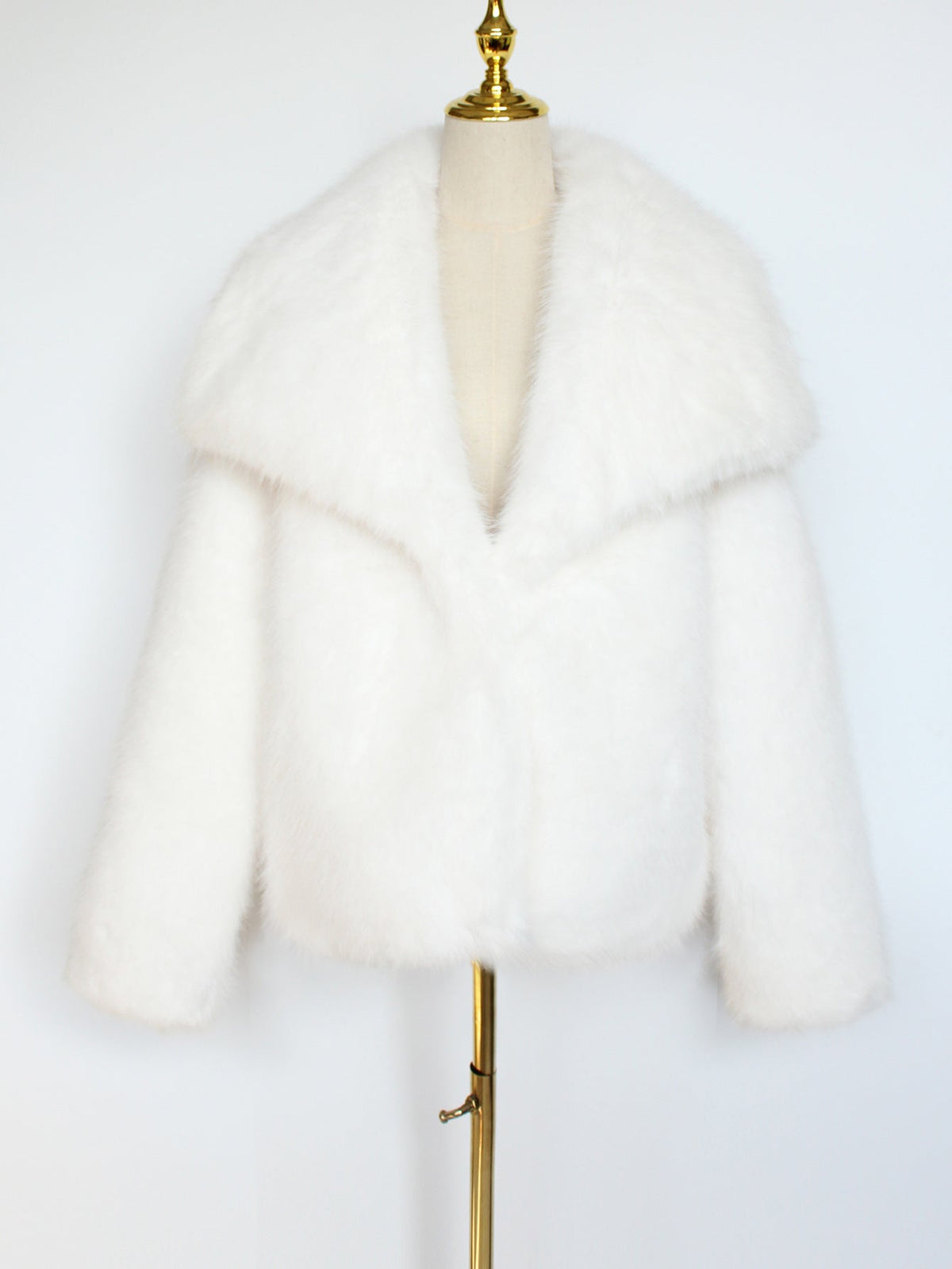 LORVENES faux fur women's short woolen coat with autumn and winter style, artificial fur top, cross-border fashion, warm and stylish