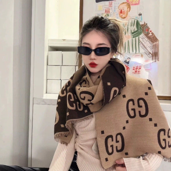 LORVENE Handcrafted Wool Shawl