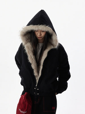 LORVENES fur-collar hooded puffer jacket in black with quilted design and cozy fur trim on the collar.