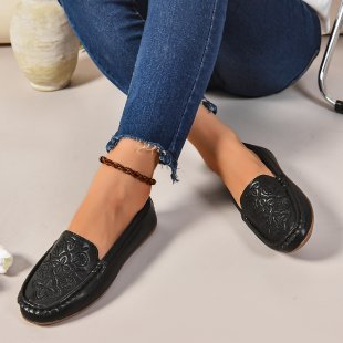 LORVENES Embroidered White Comfort Loafers