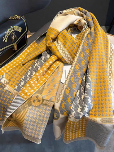 LORVENE Handcrafted Wool Shawl