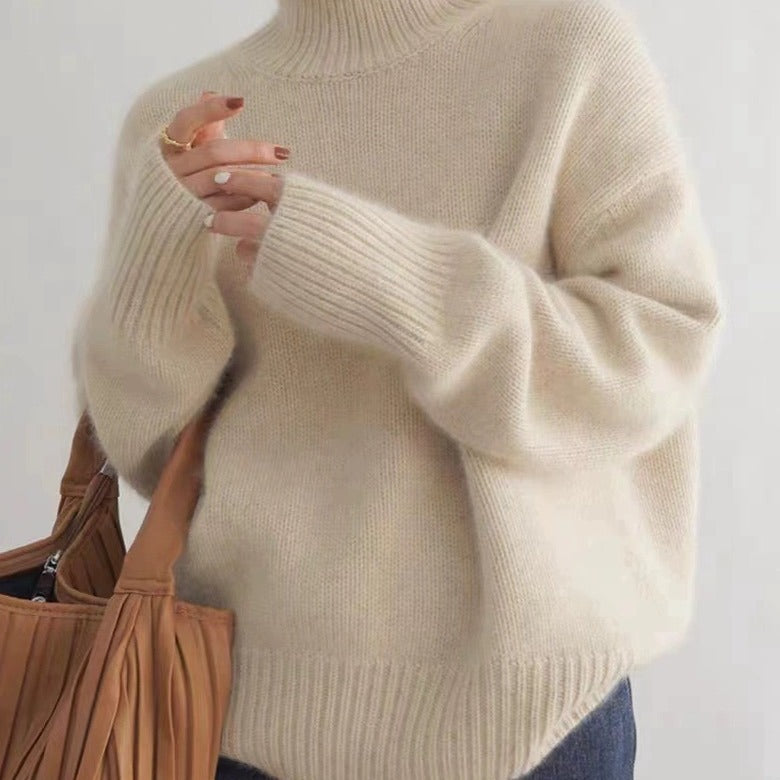 LORVENE Luxe Rib Turtleneck