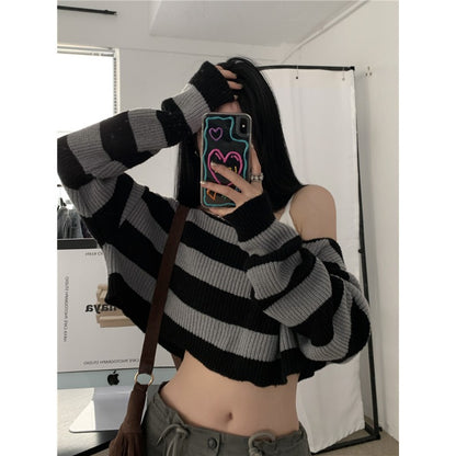 LORVENE Timeless Short Knit Pullover