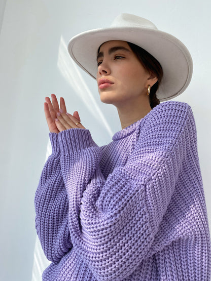 LORVENE Fine Rib Crew Sweater