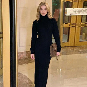 LORVENES knit sweater dress in a cozy, textured fabric, featuring a relaxed fit and long sleeves for casual comfort.