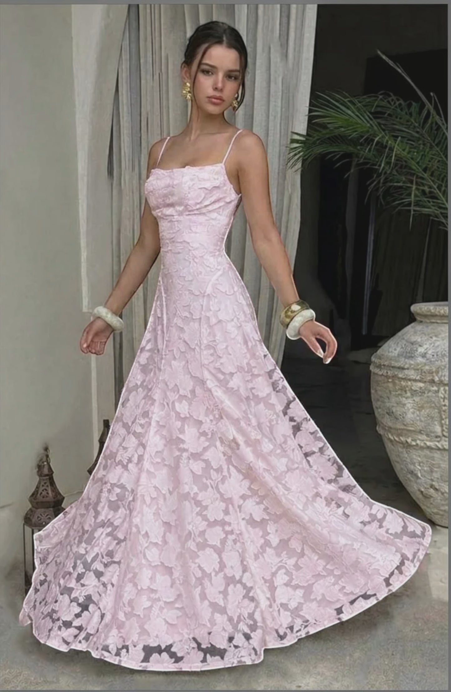 LORVENES sexy flowy bridal dress with elegant design, featuring lightweight fabric and a romantic silhouette for special occasions.