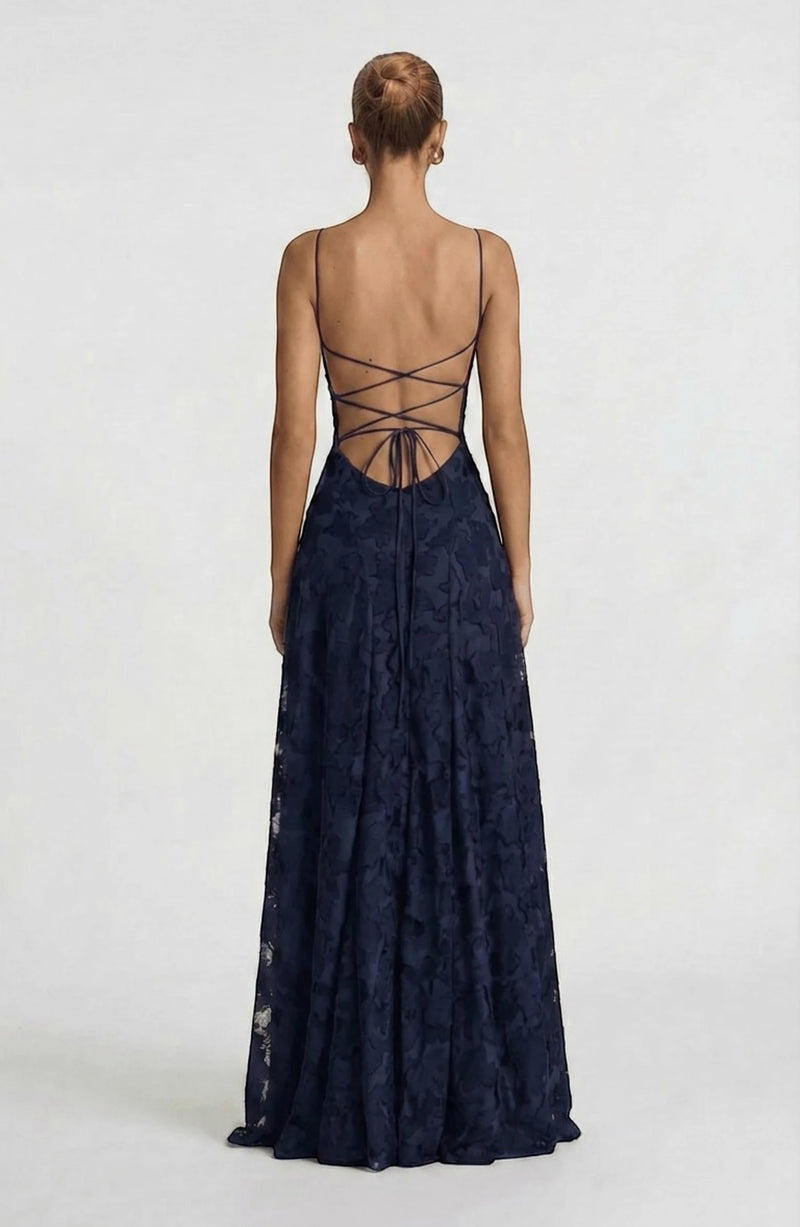 LORVENES sexy flowy bridal dress with delicate lace details and a flowing skirt, perfect for a romantic wedding look.