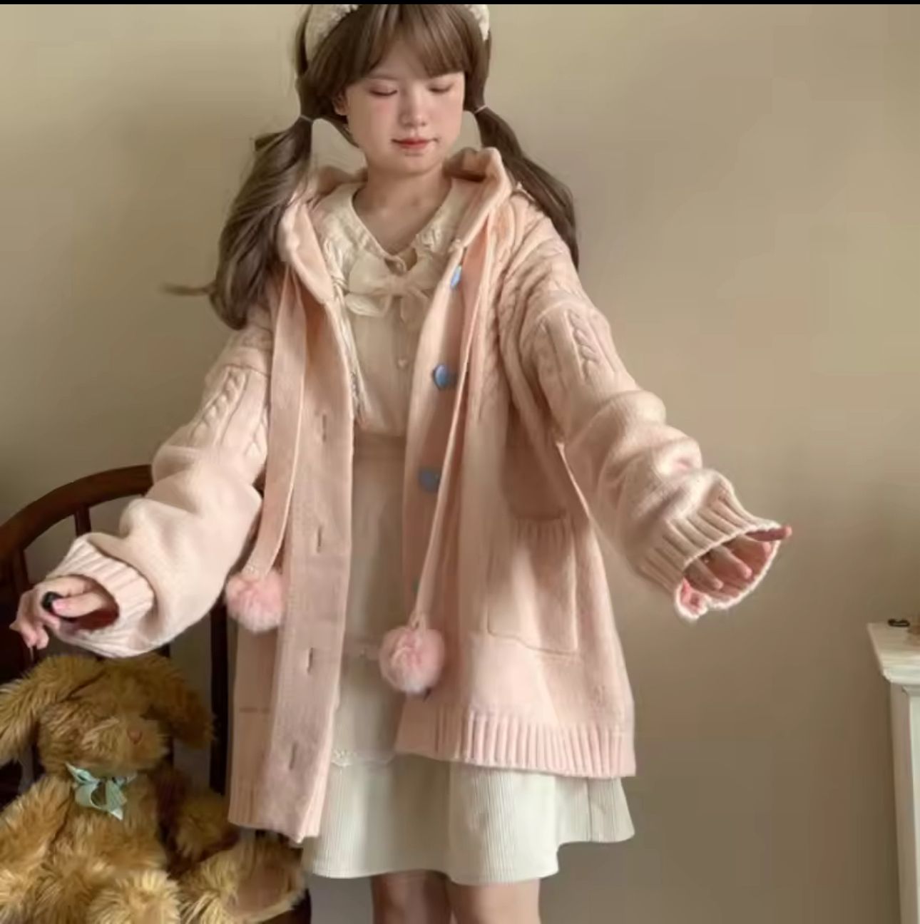 LORVENE Light Layer Knit Cardigan