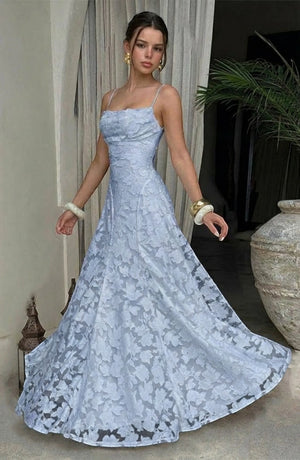 LORVENES sexy flowy bridal dress with delicate lace and chiffon fabric, featuring a fitted bodice and flowing skirt for wedding elegance.