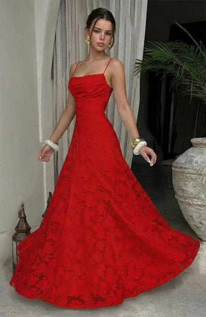 LORVENES sexy flowy bridal dress with elegant fabric and delicate design, perfect for a romantic wedding ceremony.