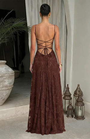 LORVENES sexy flowy evening dress in elegant fabric with a flowing silhouette and stylish design, perfect for formal occasions.