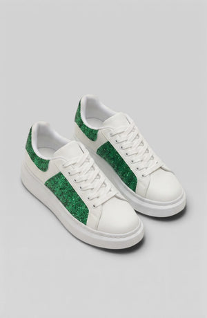 LORVENES Classic White Sneakers with clean design, white laces, and rubber soles, perfect for casual wear.