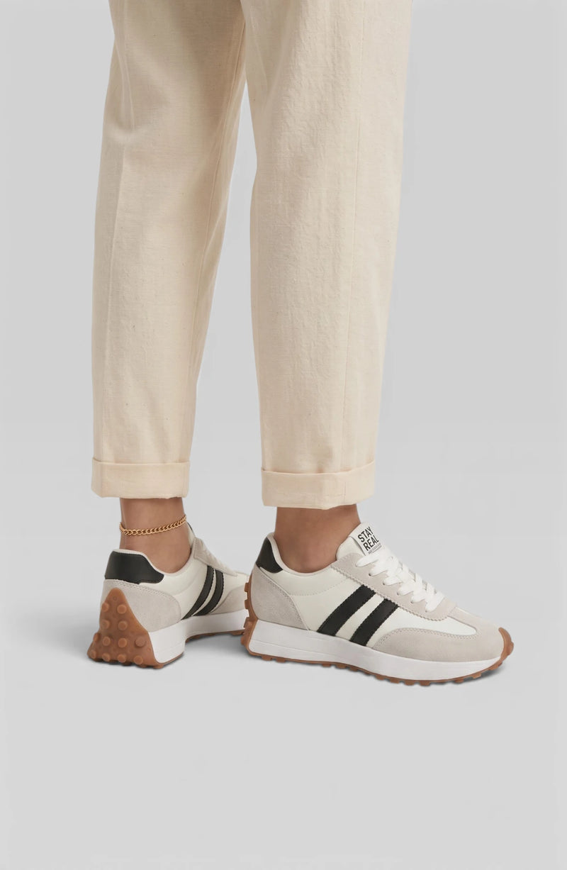 LORVENES Chunky Platform Sneakers featuring white laces, thick soles, and stylish design for casual wear.