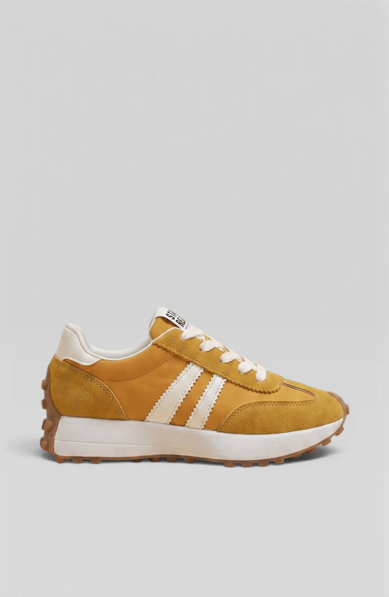 LORVENES Chunky Platform Sneakers in white with thick soles and stylish design, perfect for casual and trendy outfits