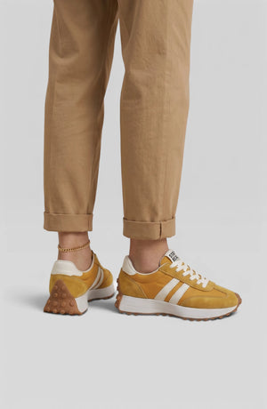LORVENES Chunky Platform Sneakers in white with thick soles and stylish design, perfect for casual wear.