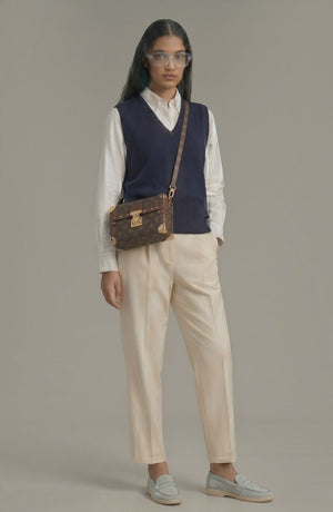 LORVENE Parisian Luxe loafers in classic leather, featuring elegant stitching and a sleek design for stylish comfort.