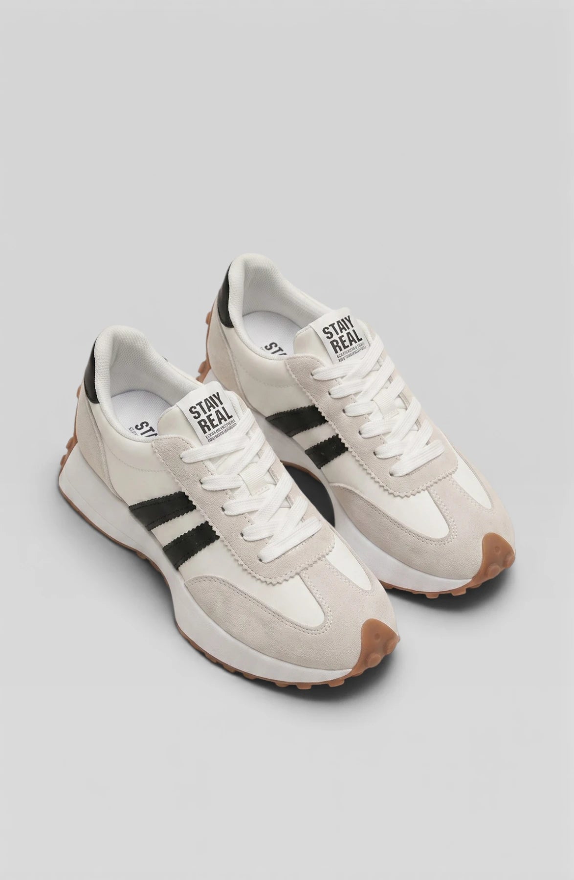 LORVENES Chunky Platform Sneakers in white with thick soles, eye-catching design, and lace-up front for a trendy casual look.