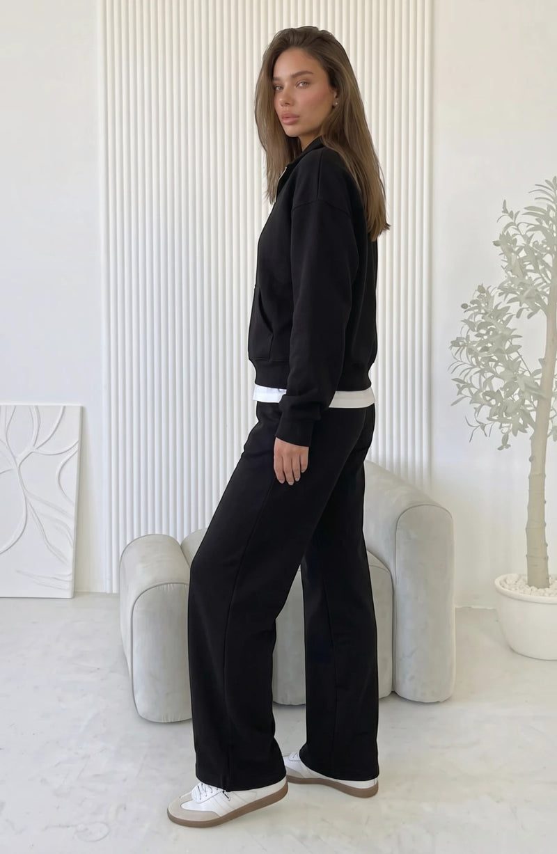 LORVENES cotton knit lounge set featuring a cozy long-sleeve top and matching pants, perfect for comfortable home wear.