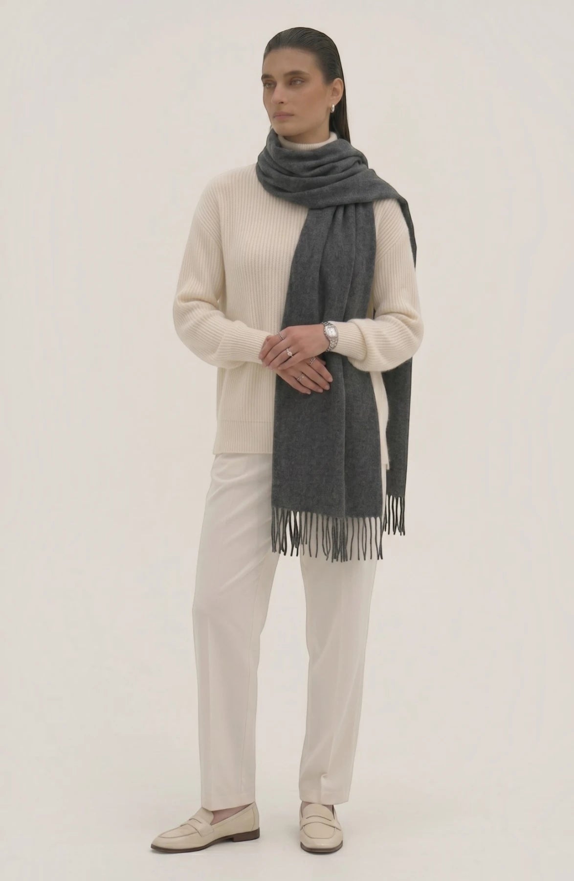 LORVENES Pure Wool Solid Scarf