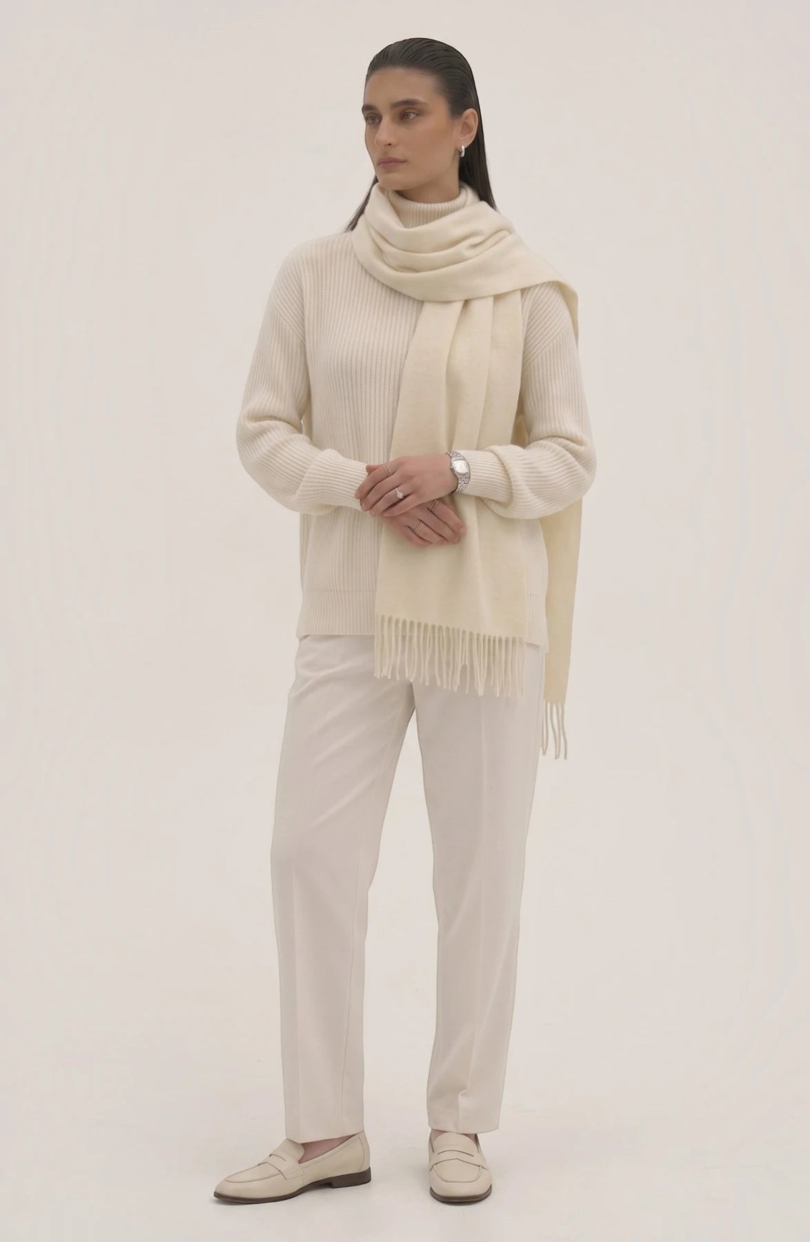 LORVENES Pure Wool Solid Scarf