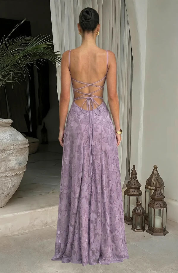LORVENES sexy flowy evening dress with a lightweight, elegant fabric, perfect for formal events and night outings.